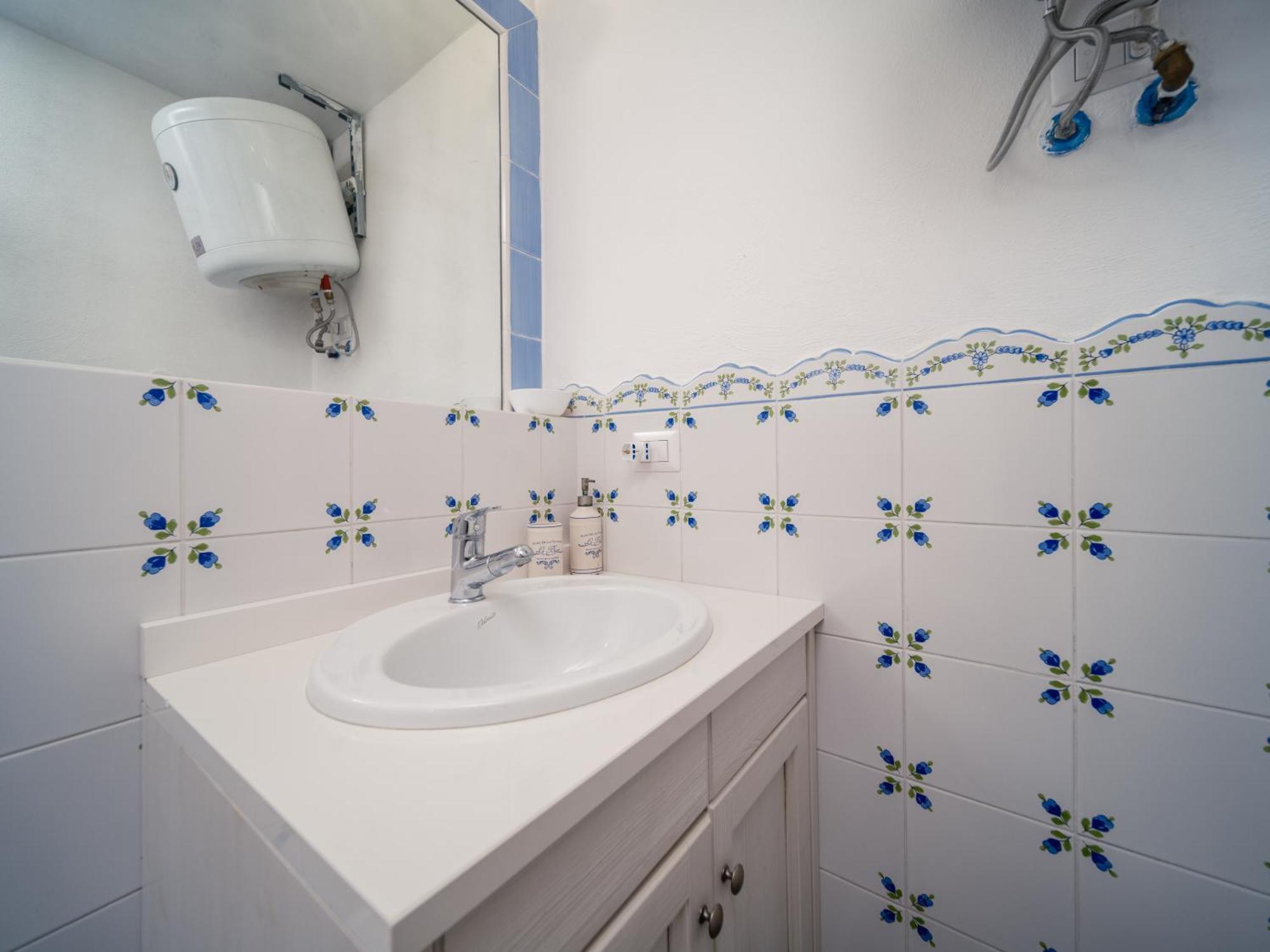La Finestra Sul Mare - Antonella Apartment Vieste Bagian luar foto